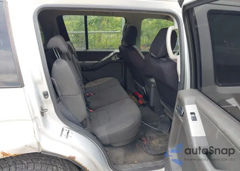 2010 Nissan Pathfinder S из США, поврежденный, VIN 5N1AR1NB9AC611196